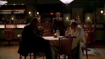 Ralphit kinevezi Tony, kapitánynak