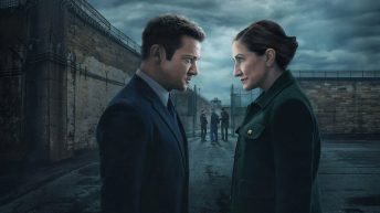 edie-falco-jeremy-renner-kinstown-polgarmestere-maffiozokhu